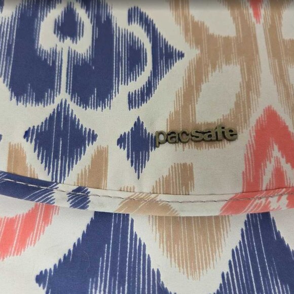 Pacsafe Stylesafe Anti-Theft Convertible Crossbody Bag purse in Ikat Coral - Picture 4 of 11